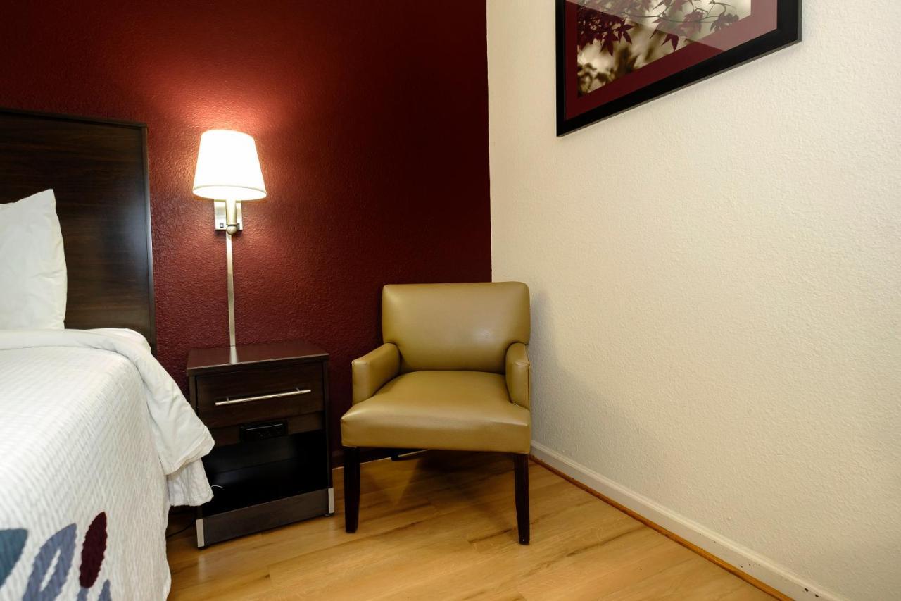 Red Roof Inn הילסוויל מראה חיצוני תמונה