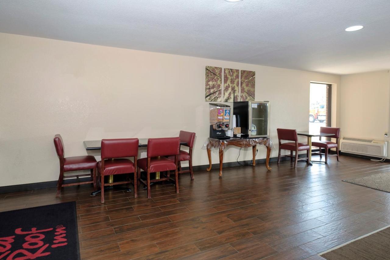 Red Roof Inn הילסוויל מראה חיצוני תמונה
