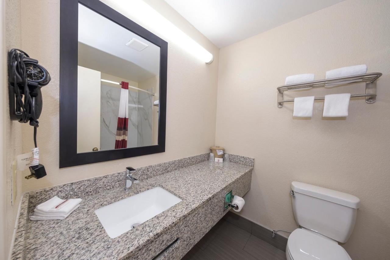 Red Roof Inn הילסוויל מראה חיצוני תמונה
