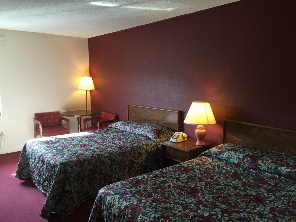 Red Roof Inn הילסוויל מראה חיצוני תמונה